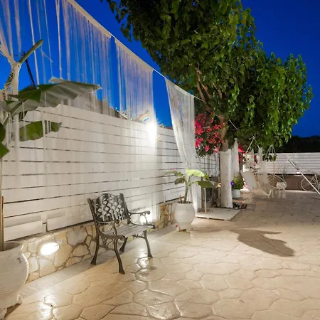 Casa D'oro Exclusive * Kypseli