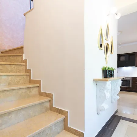 Casa D'oro Exclusive