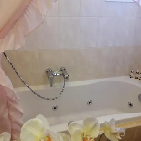 Casa D'oro Exclusive * Kypseli